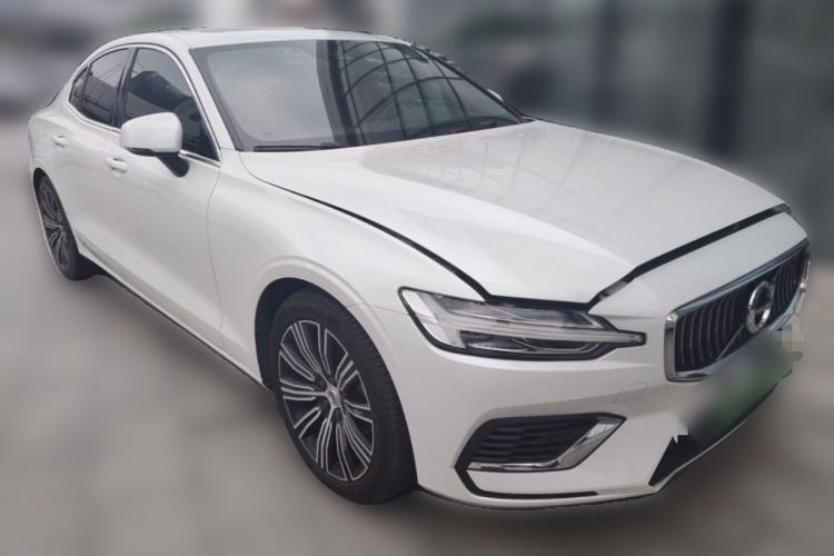 Used Volvo S60 New Energy 2022 T8 eDrive Hybrid All-Wheel Drive Smart Luxury Edition Front Right 45 Deg