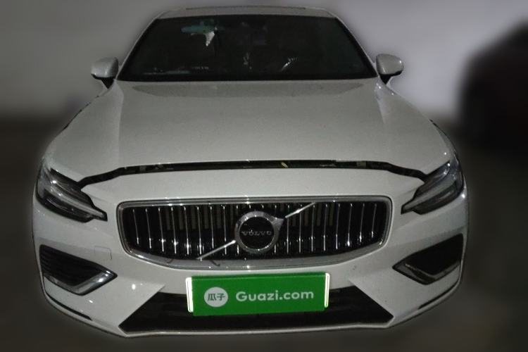 Used Volvo S60 New Energy 2022 T8 eDrive Hybrid All-Wheel Drive Smart Luxury Edition Front