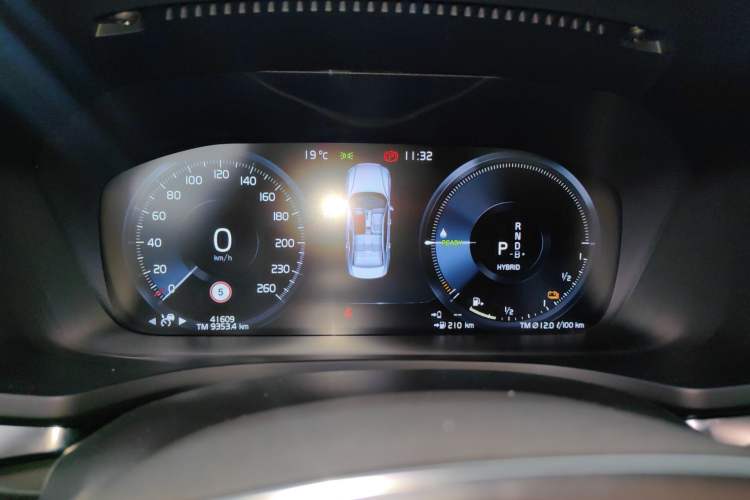 Used Volvo S60 New Energy 2022 T8 eDrive Hybrid All-Wheel Drive Smart & Sporty Edition Instrument Cluster