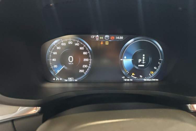 Used Volvo S60 New Energy 2022 T8 eDrive Hybrid All-Wheel Drive Smart Luxury Edition Instrument Cluster