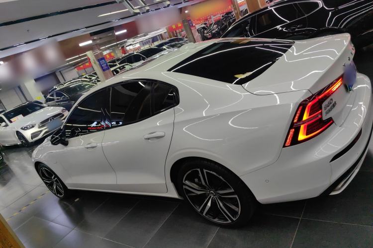 Used Volvo S60 New Energy 2022 T8 eDrive Hybrid All-Wheel Drive Smart & Sporty Edition Left Side