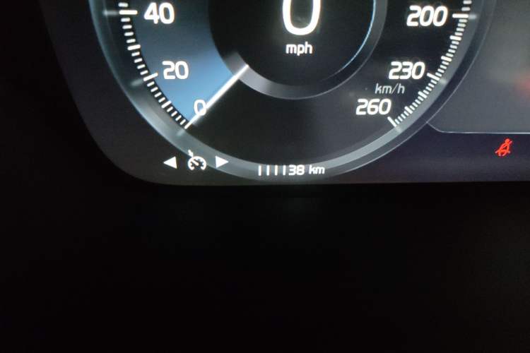Used Volvo S60 New Energy 2022 T8 eDrive Hybrid All-Wheel Drive Smart Luxury Edition Odometer Close Up
