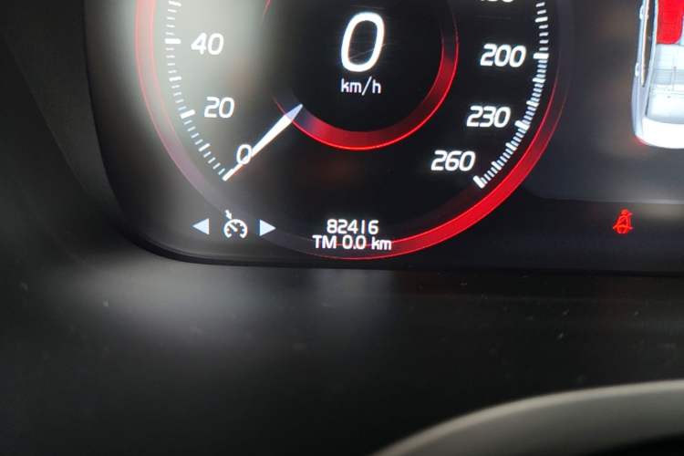 Used Volvo S60 New Energy 2022 T8 eDrive Hybrid All-Wheel Drive Smart Luxury Edition Odometer Close Up