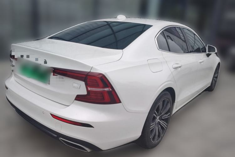 Used Volvo S60 New Energy 2022 T8 eDrive Hybrid All-Wheel Drive Smart Luxury Edition Rear Right 45 Deg