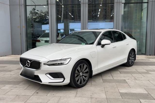 Used Volvo S60 New Energy 2022 T8 eDrive Hybrid All-Wheel Drive Smart Luxury Edition