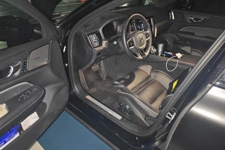 Used Volvo S60 New Energy 2023 T8 All-Wheel Drive Long-Range Zhiyi Luxury Edition Driver Seat