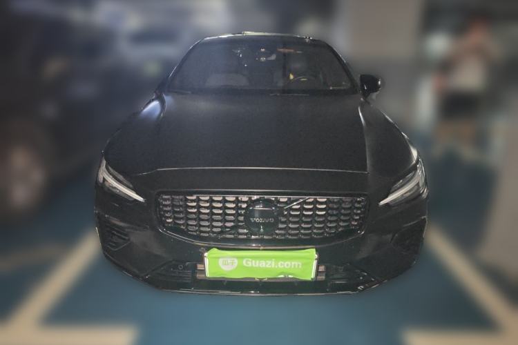Used Volvo S60 New Energy 2023 T8 All-Wheel Drive Long-Range Zhiyi Luxury Edition Front