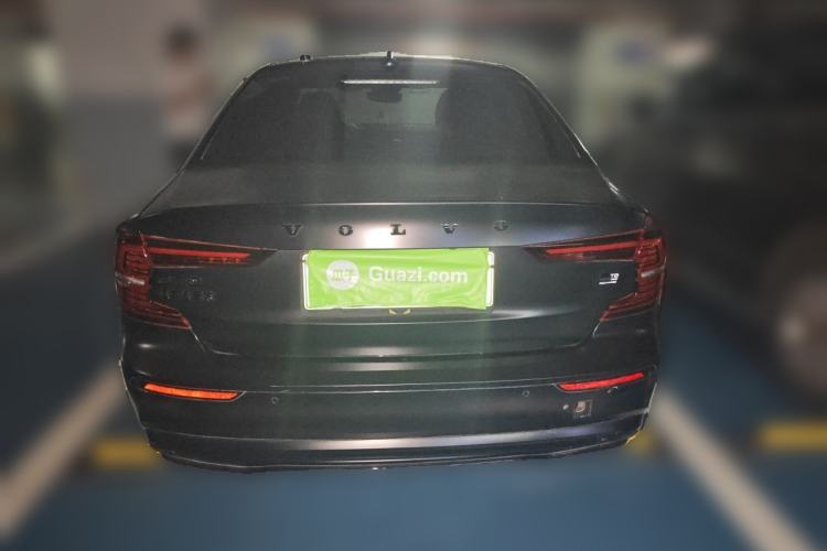 Used Volvo S60 New Energy 2023 T8 All-Wheel Drive Long-Range Zhiyi Luxury Edition Rear