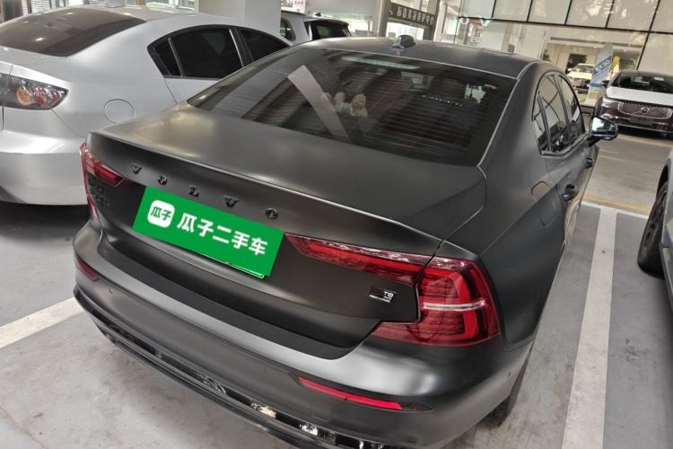 Used Volvo S60 New Energy 2023 T8 All-Wheel Drive Long-Range Luxury Sport Edition Rear Right 45 Deg