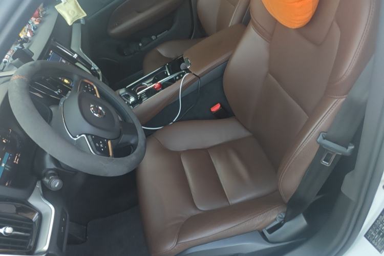 Used Volvo S60 New Energy 2023 T8 All-Wheel Drive Long-Range Zhiyi Luxury Edition Left Front Seat