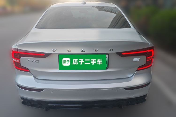 Used Volvo S60 New Energy 2023 T8 All-Wheel Drive Long-Range Zhiyi Luxury Edition Rear