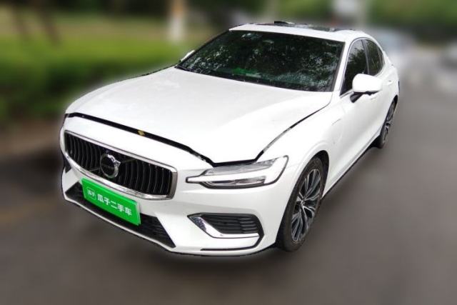 Used Volvo S60 New Energy 2023 T8 All-Wheel Drive Long-Range Zhiyi Luxury Edition