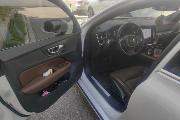Used Volvo S60 New Energy 2023 T8 All-Wheel Drive Long-Range Zhiyi Luxury Edition Driver Seat