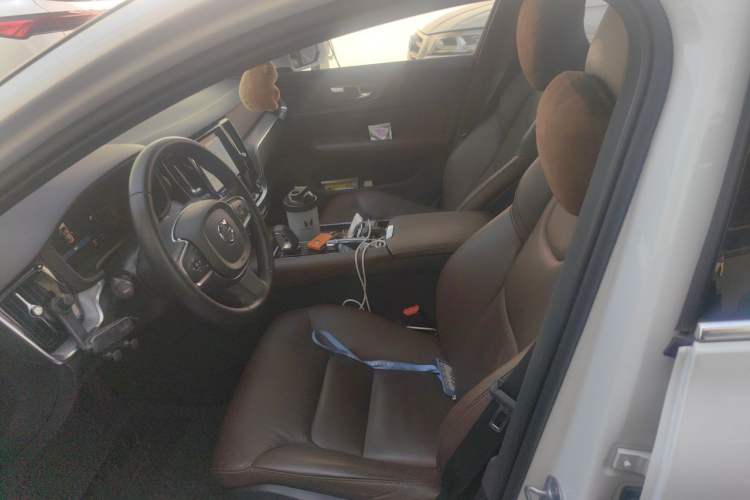 Used Volvo S60 New Energy 2023 T8 All-Wheel Drive Long-Range Zhiyi Luxury Edition Left Front Seat