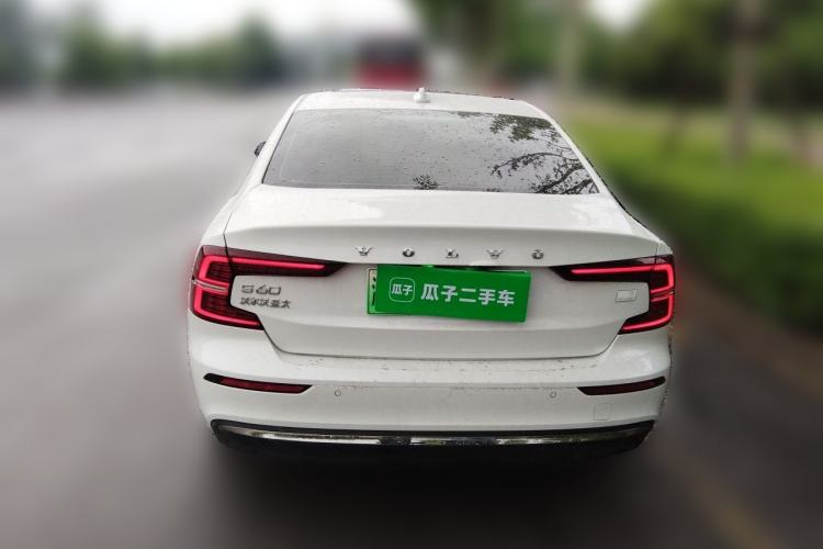 Used Volvo S60 New Energy 2023 T8 All-Wheel Drive Long-Range Zhiyi Luxury Edition Rear