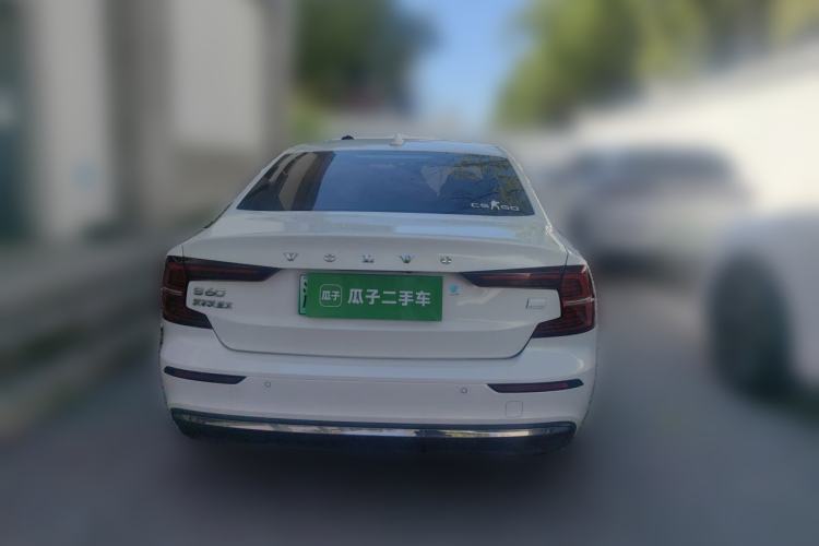 Used Volvo S60 New Energy 2023 T8 All-Wheel Drive Long-Range Zhiyi Luxury Edition Rear