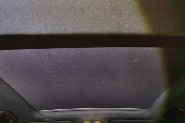 Used Volvo S60 New Energy 2024 T8 All-Wheel Drive Long-Range Zhiyi Luxury Edition Headliner