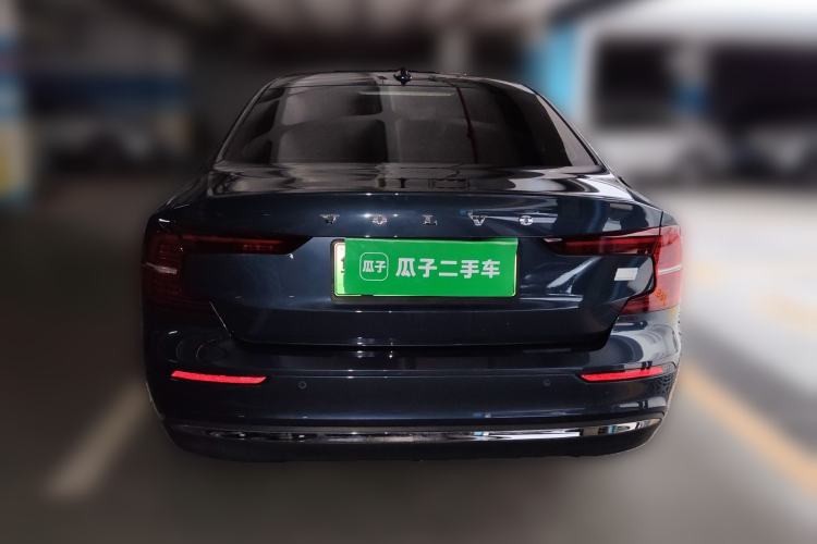 Used Volvo S60 New Energy 2024 T8 All-Wheel Drive Long-Range Zhiyi Luxury Edition Rear