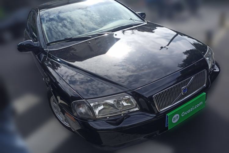 Used Volvo S80 2004 2.4 Front Right 45 Deg