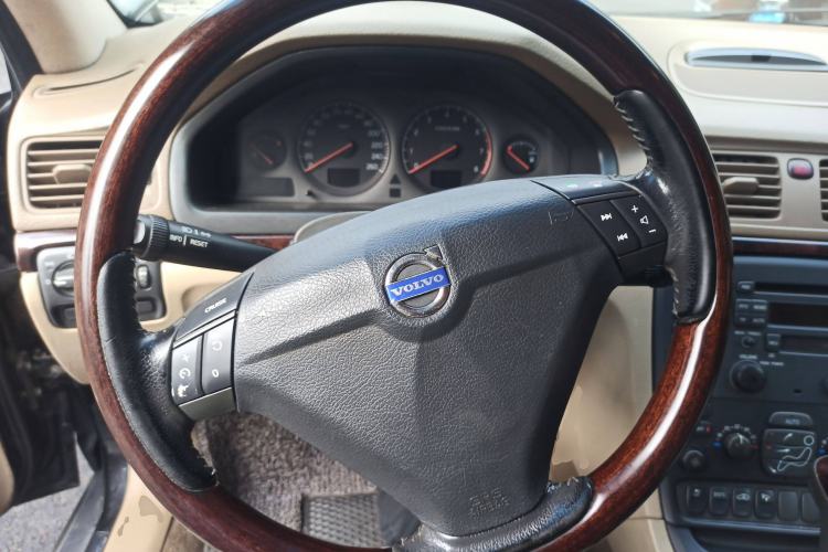 Used Volvo S80 2004 2.4 Steering Wheel