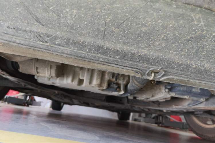 Used Volvo S80 2006 2.5T ZhiZun Edition Chassis Front
