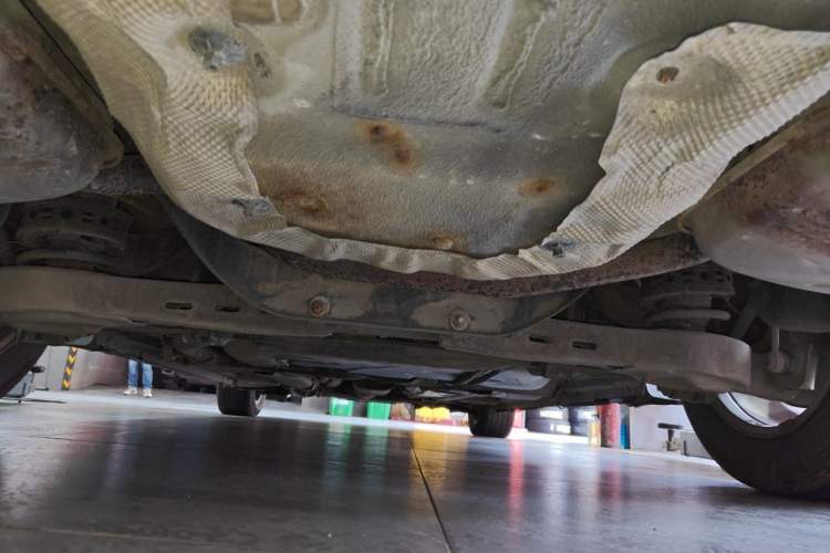 Used Volvo S80 2006 2.5T ZhiZun Edition Chassis Rear