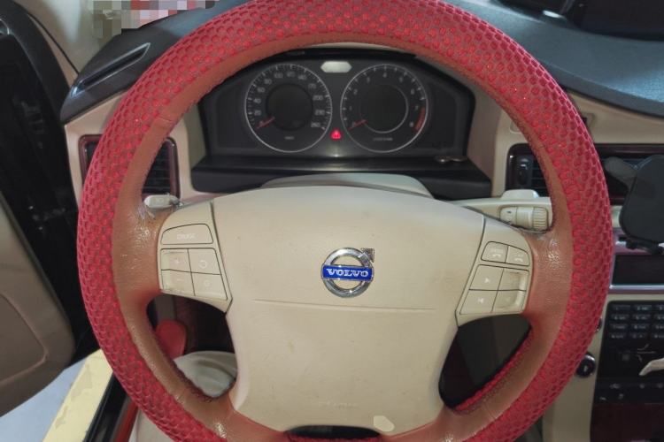 Used Volvo S80 2006 2.5T ZhiZun Edition Steering Wheel