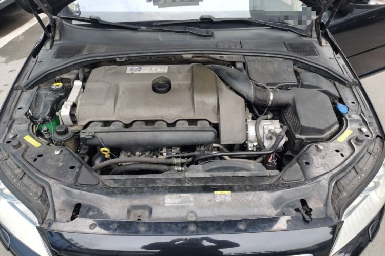 Used Volvo S80 2007 3.0 T6 AWD Engine Bay