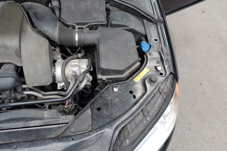 Used Volvo S80 2007 3.0 T6 AWD Engine Bay Left