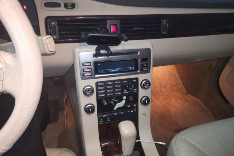 Used Volvo S80 2007 2.5T Zhiya Edition Audio And AC Panel
