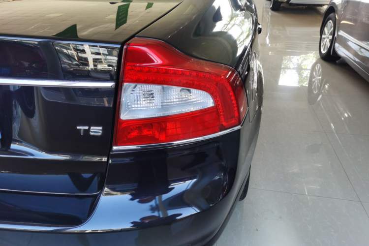 Used Volvo S80L 2014 2.0T T5 Intelligent Luxury Edition Exterior 6