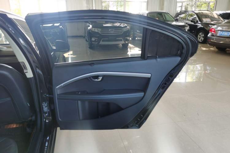 Used Volvo S80L 2014 2.0T T5 Intelligent Luxury Edition Interior 6