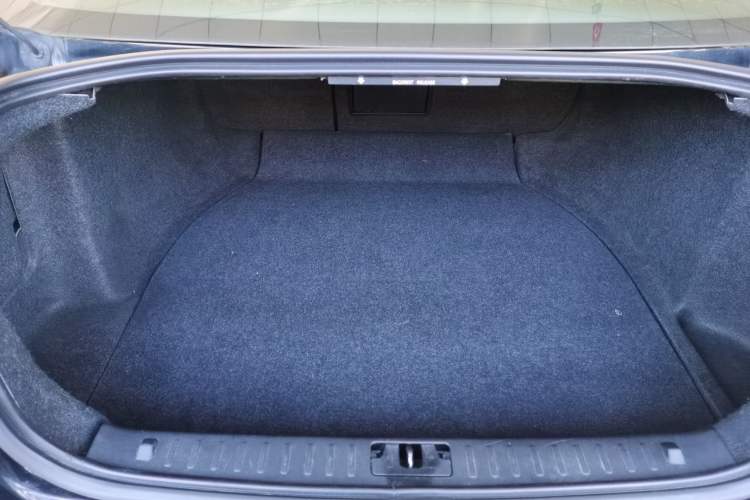 Used Volvo S80L 2014 2.0T T5 Intelligent Luxury Edition Trunk