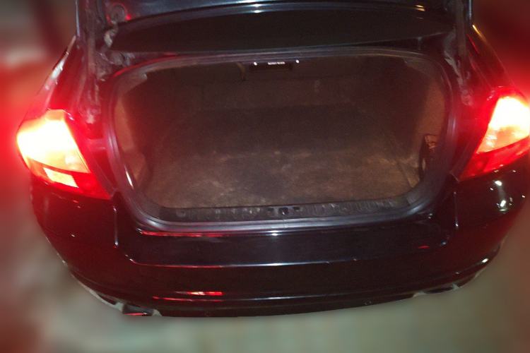 Used Volvo S80L 2009 2.5T ZhiZun Edition Trunk