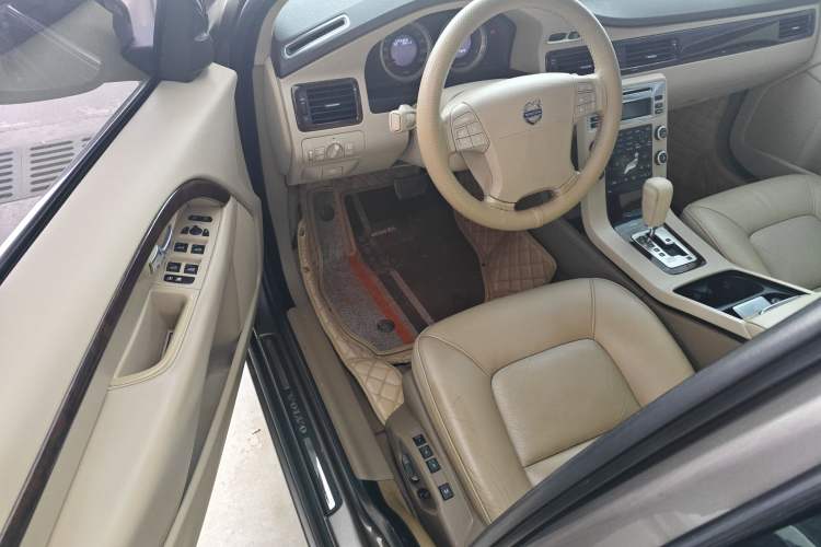 Used Volvo S80L 2009 2.5T ZhiZun Edition Driver Seat