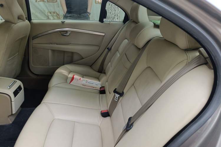 Used Volvo S80L 2009 2.5T Zhiya Edition Left Rear Seat