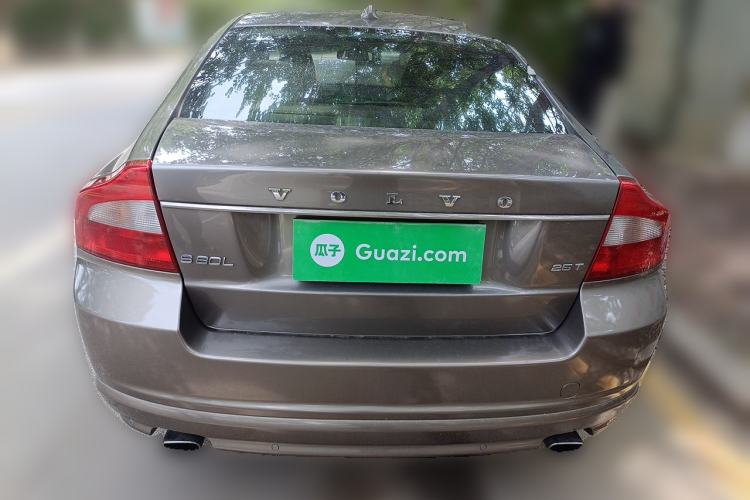 Used Volvo S80L 2009 2.5T Zhiya Edition Rear