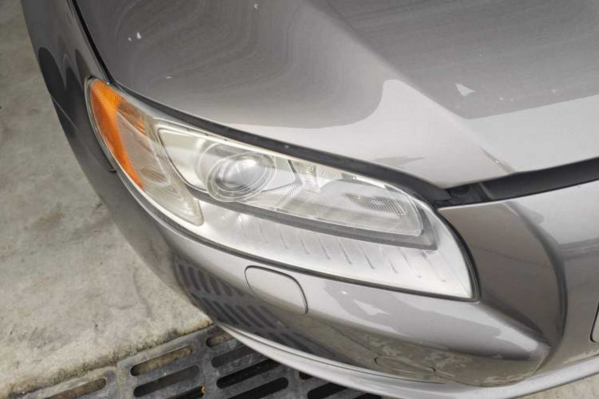 Used Volvo S80L 2009 2.5T ZhiZun Edition Right Front Headlight