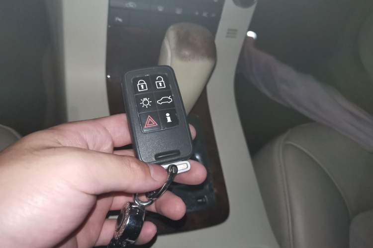 Used Volvo S80L 2009 2.5T ZhiZun Edition Vehicle Key