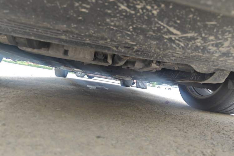Used Volvo S80L 2009 2.5T Zhiya Edition Chassis Front