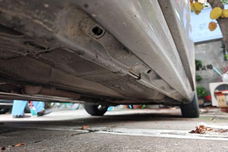 Used Volvo S80L 2009 2.5T ZhiShang Edition Chassis Front Left