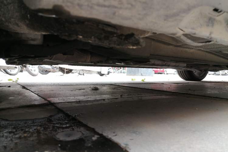 Used Volvo S80L 2009 3.0T AWD Zhiya Edition Chassis Front Left