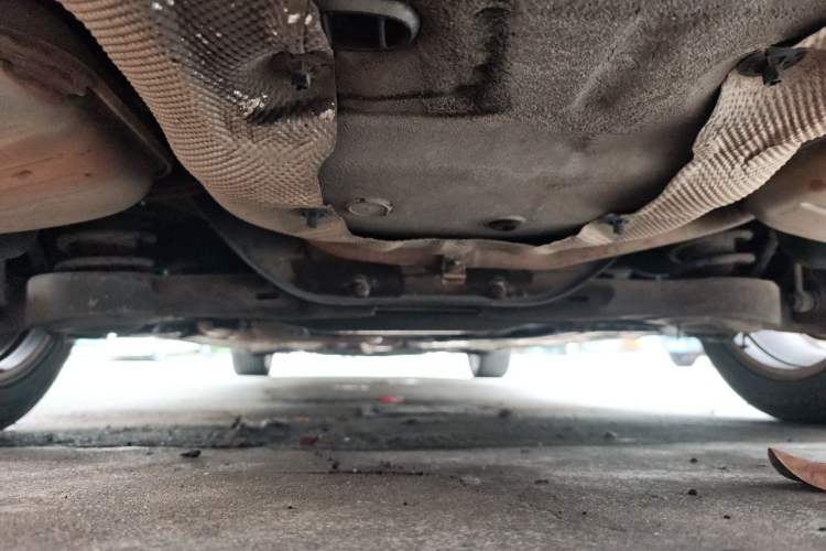 Used Volvo S80L 2009 2.5T ZhiShang Edition Chassis Rear