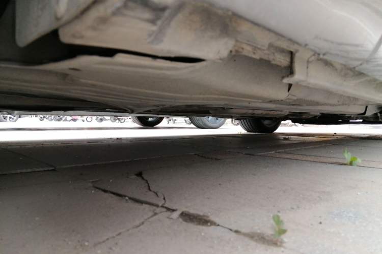 Used Volvo S80L 2009 3.0T AWD Zhiya Edition Chassis Rear Right