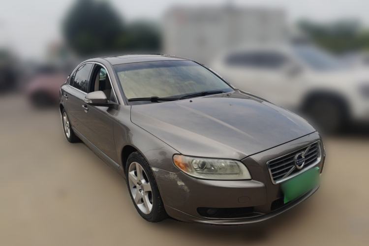 Used Volvo S80L 2009 2.5T Zhiya Edition Front Right 45 Deg