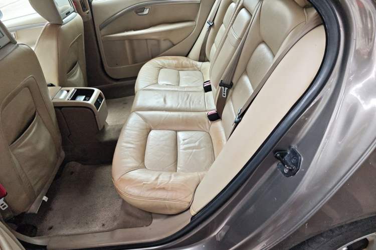 Used Volvo S80L 2009 2.5T ZhiShang Edition Left Rear Seat