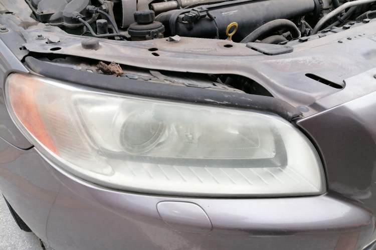 Used Volvo S80L 2009 3.0T AWD Zhiya Edition Right Front Headlight