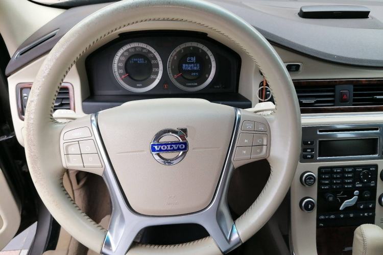 Used Volvo S80L 2009 3.0T AWD Zhiya Edition Steering Wheel