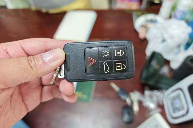 Used Volvo S80L 2009 2.5T ZhiShang Edition Vehicle Key