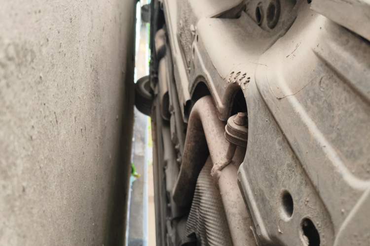 Used Volvo S80L 2009 2.5T ZhiShang Edition Chassis Rear Left
